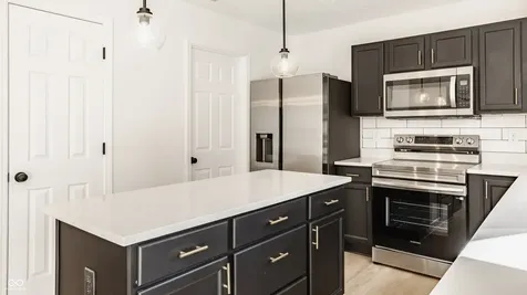 6365 W Oxford Lane Mccordsville IN 46055