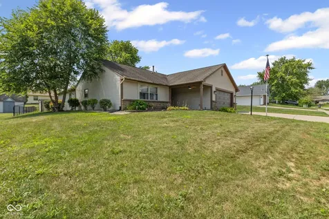 6433 Southern Lakes Drive N Indianapolis IN 46237