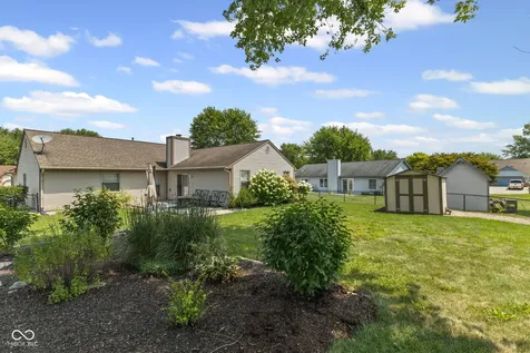 6433 Southern Lakes Drive N Indianapolis IN 46237