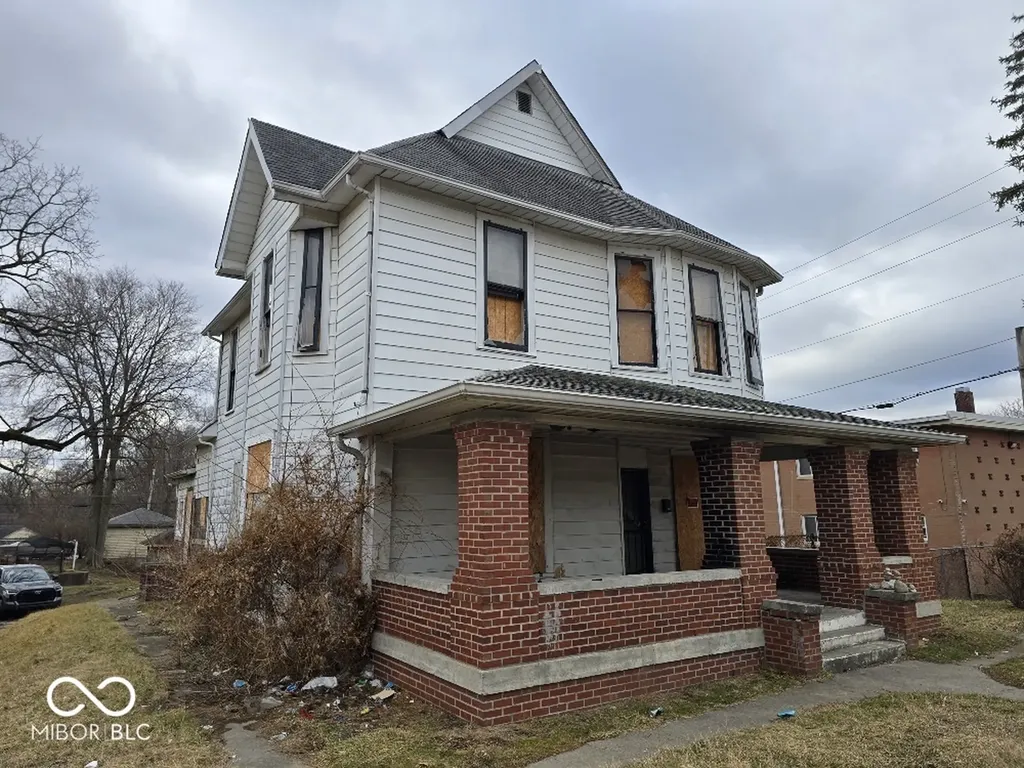 4603-4605 E Washington Street Indianapolis IN 46201