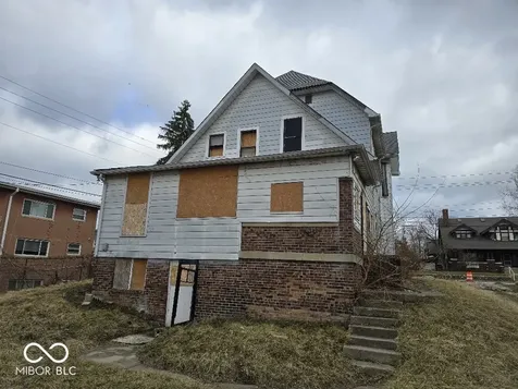 4603-4605 E Washington Street Indianapolis IN 46201