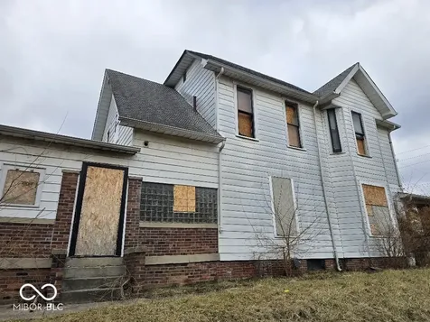 4603-4605 E Washington Street Indianapolis IN 46201