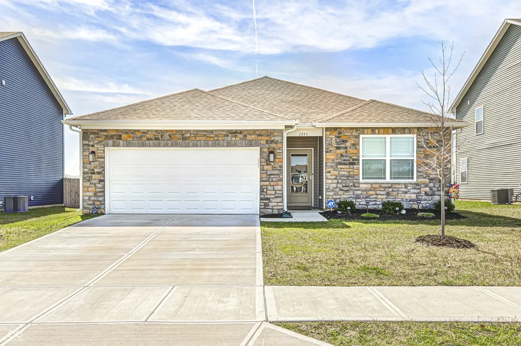 1593 Fairmount Drive Greenfield IN 46140