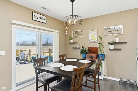 1593 Fairmount Drive Greenfield IN 46140