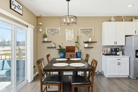 1593 Fairmount Drive Greenfield IN 46140