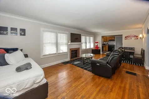 6140 Winthrop Avenue Indianapolis IN 46220