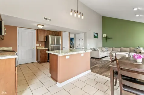 11063 Sanabria Drive Indianapolis IN 46235