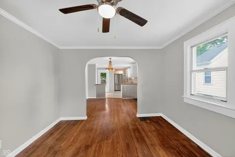 4915 Evanston Avenue Indianapolis IN 46205