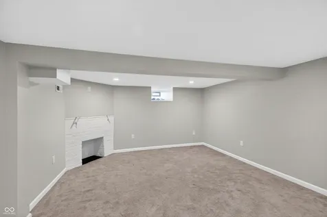 4915 Evanston Avenue Indianapolis IN 46205