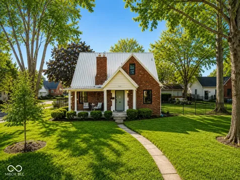 2339 Lafayette Avenue Columbus IN 47201