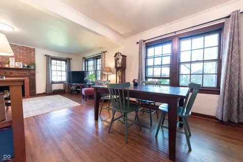 2339 Lafayette Avenue Columbus IN 47201