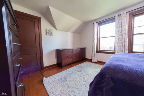 2339 Lafayette Avenue Columbus IN 47201