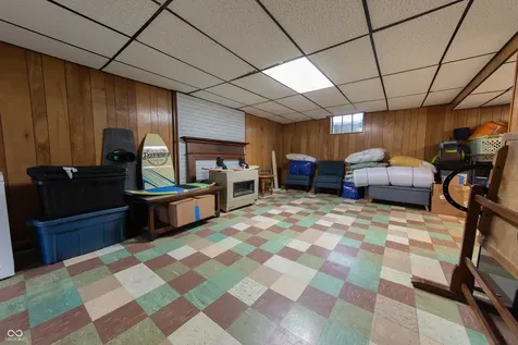 2339 Lafayette Avenue Columbus IN 47201