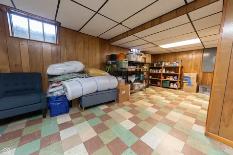2339 Lafayette Avenue Columbus IN 47201