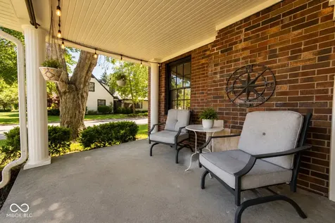 2339 Lafayette Avenue Columbus IN 47201