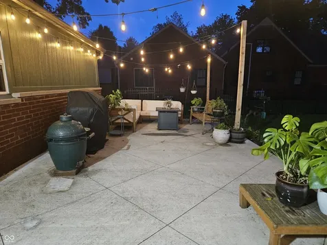 2339 Lafayette Avenue Columbus IN 47201