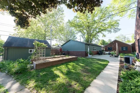 2339 Lafayette Avenue Columbus IN 47201
