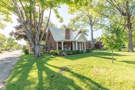 2339 Lafayette Avenue Columbus IN 47201
