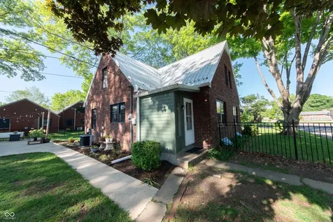 2339 Lafayette Avenue Columbus IN 47201