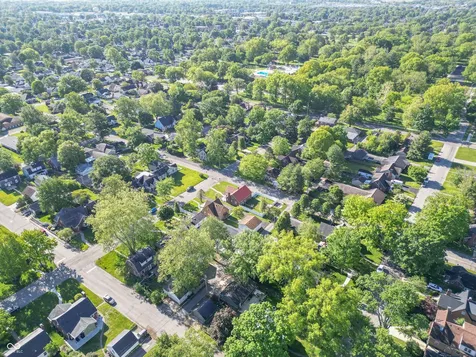 2339 Lafayette Avenue Columbus IN 47201