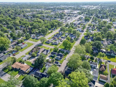 2339 Lafayette Avenue Columbus IN 47201
