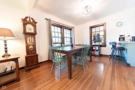 2339 Lafayette Avenue Columbus IN 47201