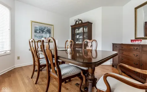 7853 Clearwater Parkway Indianapolis IN 46240