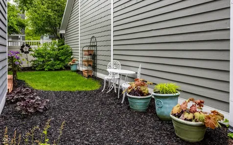 7853 Clearwater Parkway Indianapolis IN 46240