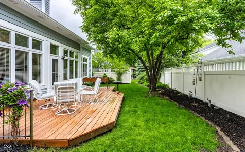 7853 Clearwater Parkway Indianapolis IN 46240