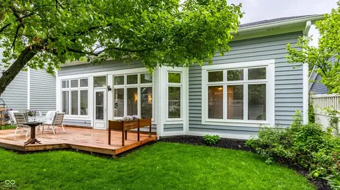 7853 Clearwater Parkway Indianapolis IN 46240