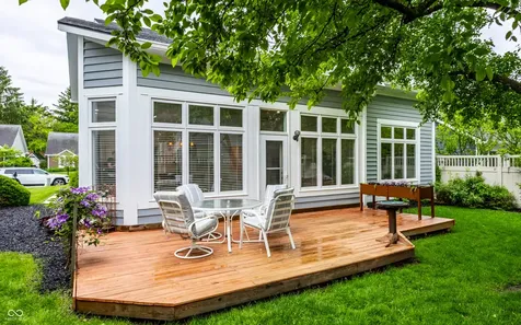 7853 Clearwater Parkway Indianapolis IN 46240