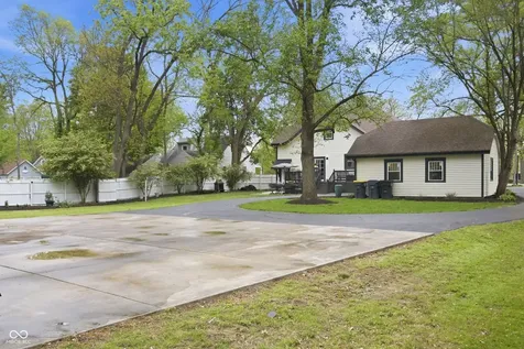 1125 N Madison Avenue Anderson IN 46011