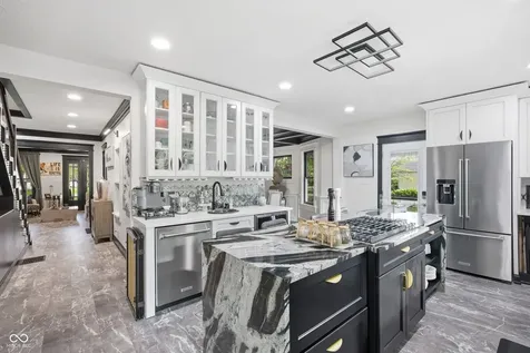 1125 N Madison Avenue Anderson IN 46011