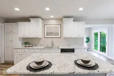 7818 Ashtree Drive Indianapolis IN 46259