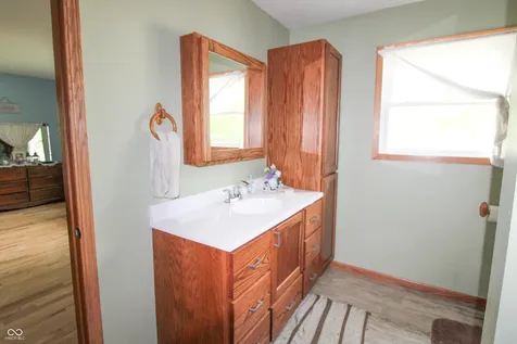 6430 E Private Rd 800 N North Vernon IN 47265