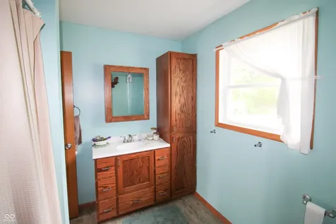 6430 E Private Rd 800 N North Vernon IN 47265