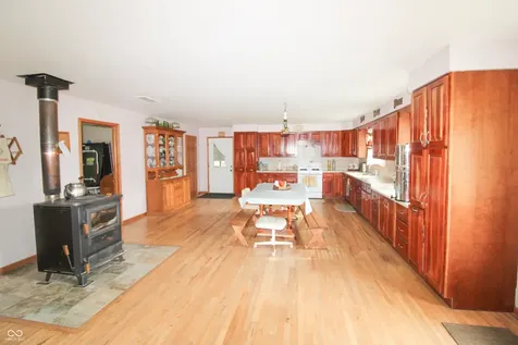 6430 E Private Rd 800 N North Vernon IN 47265