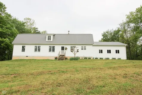 6430 E Private Rd 800 N North Vernon IN 47265