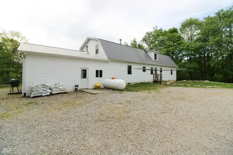 6430 E Private Rd 800 N North Vernon IN 47265
