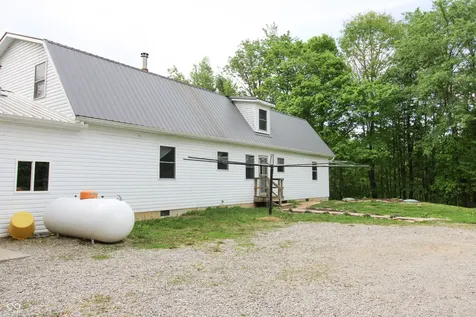 6430 E Private Rd 800 N North Vernon IN 47265