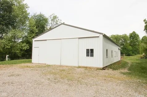 6430 E Private Rd 800 N North Vernon IN 47265
