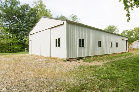 6430 E Private Rd 800 N North Vernon IN 47265