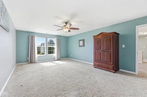 8701 N Dresden Drive Mccordsville IN 46055
