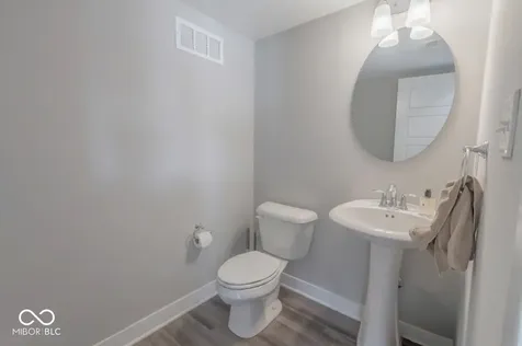 13484 Erlen Drive Fishers IN 46037
