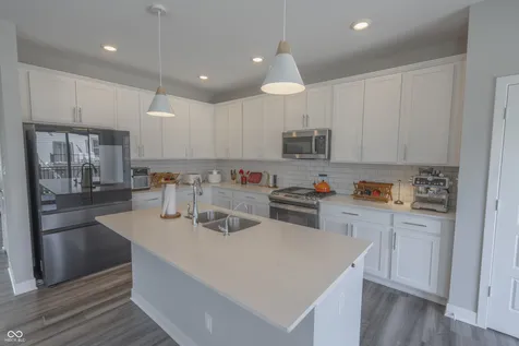 13484 Erlen Drive Fishers IN 46037