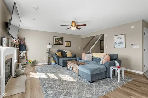 3699 Limelight Lane Whitestown IN 46075