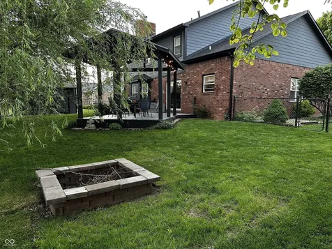 651 Leah Way Greenwood IN 46142