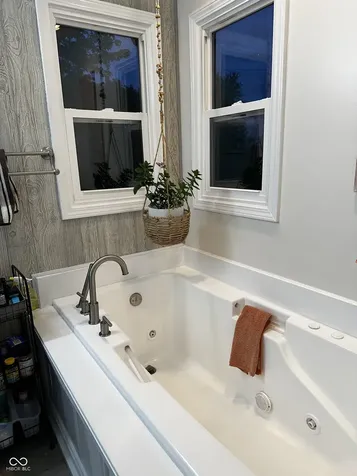 651 Leah Way Greenwood IN 46142