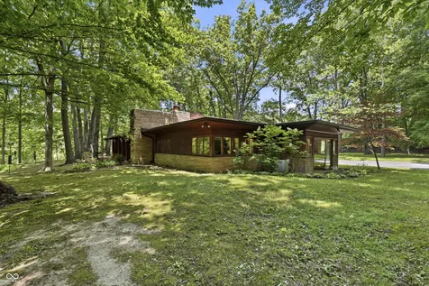 2888 W 44th Street Indianapolis IN 46228