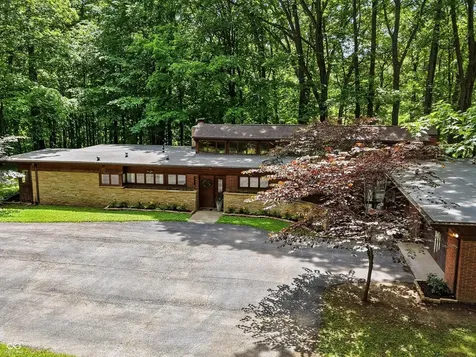 2888 W 44th Street Indianapolis IN 46228